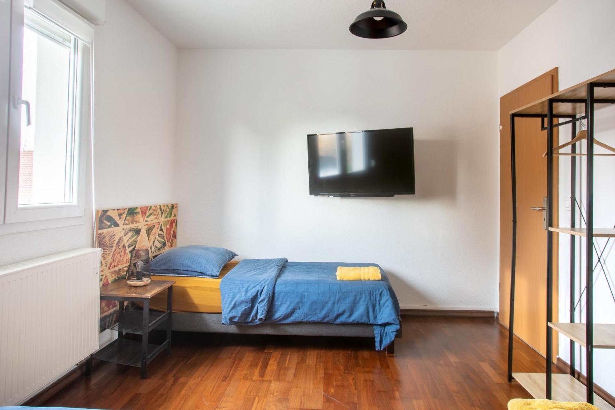 Esplanade Private Jacuzzi Sauna Parking, Colmar Apartment Muntzenheim