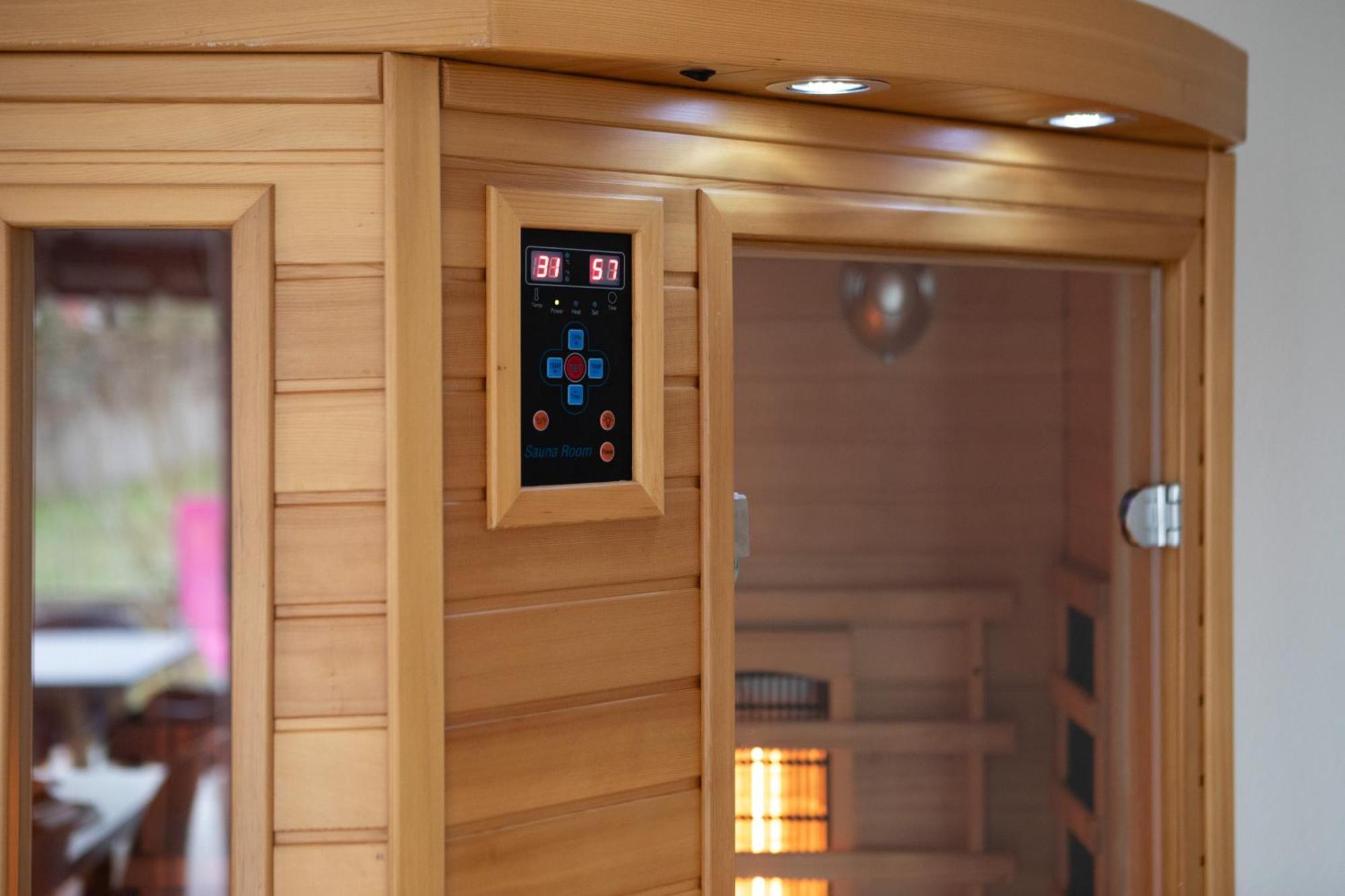 Esplanade Private Jacuzzi Sauna Parking, Colmar Apartment Muntzenheim